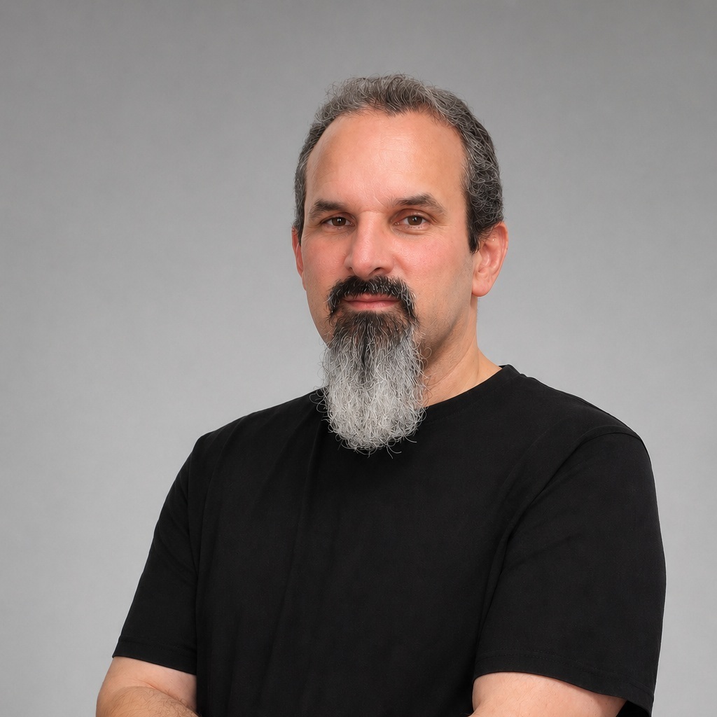 Rubén Lobato